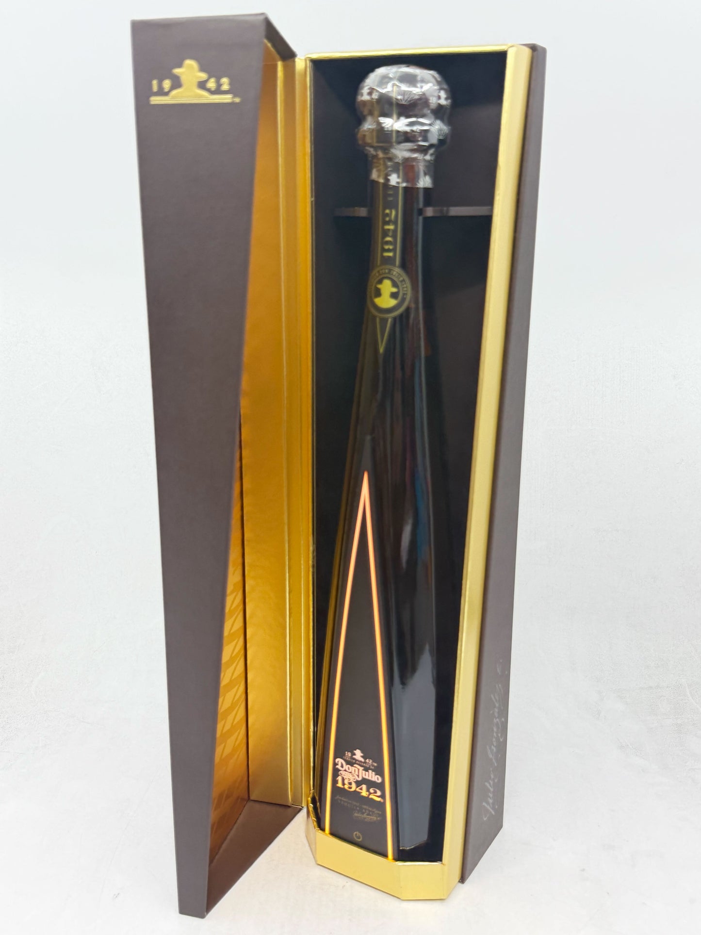 Don Julio 1942 Illuminated 750